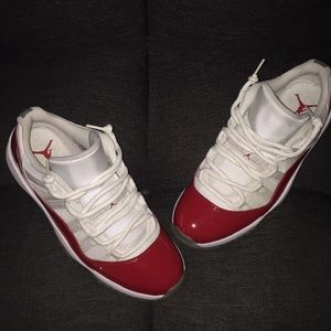 Air Jordan 11 low top